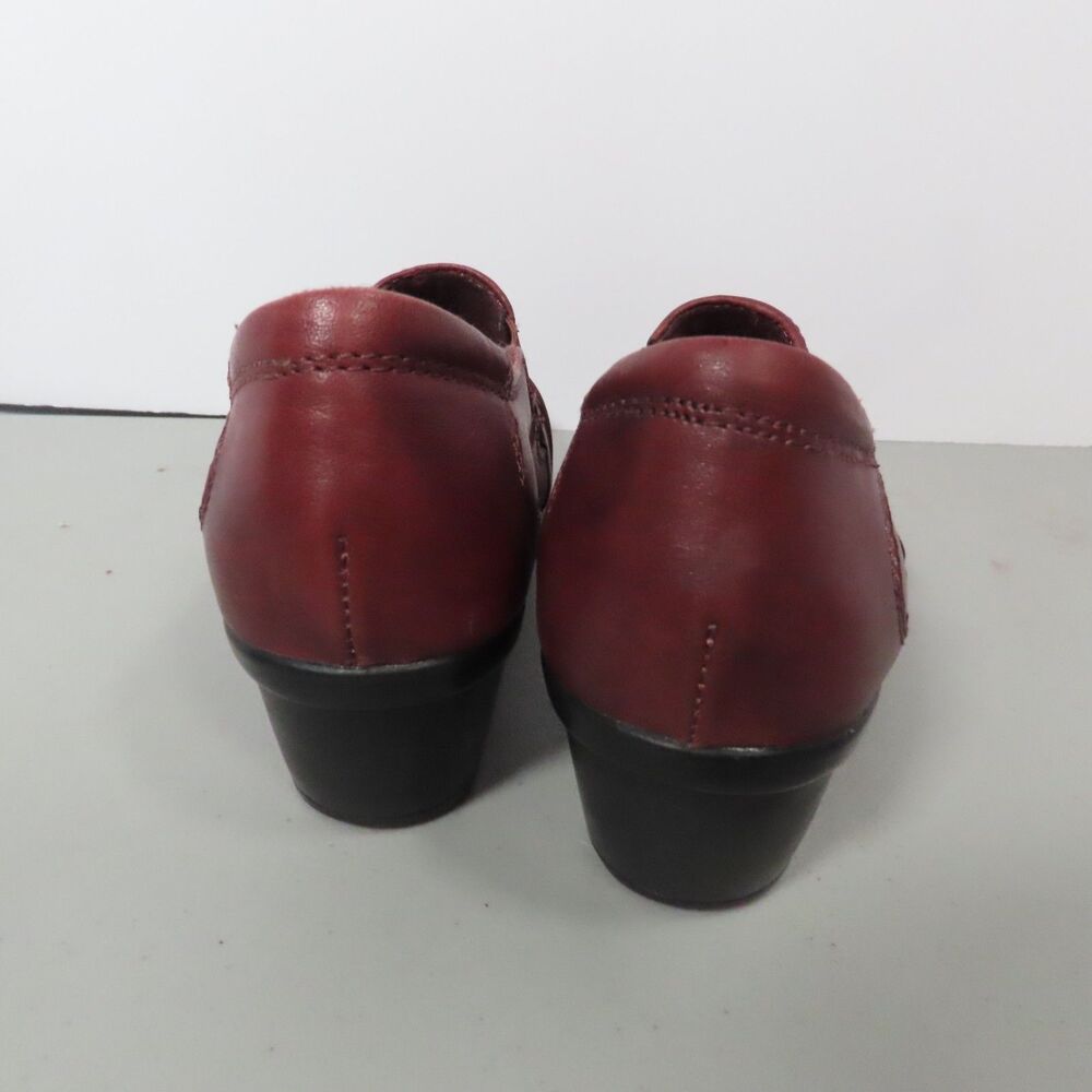 Earth Origins Red Leather Ruched Buckle Slip On Heels Pumps Womens 8M - Picture 6 of 8